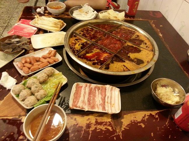 餐飲品牌定位：做火鍋店的品牌定位需要考慮哪些因素？